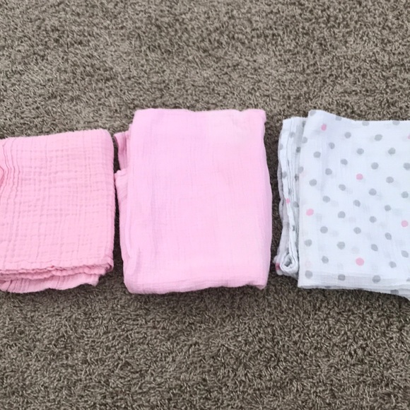 3 Swaddle blankets for Infants - Picture 1 of 1